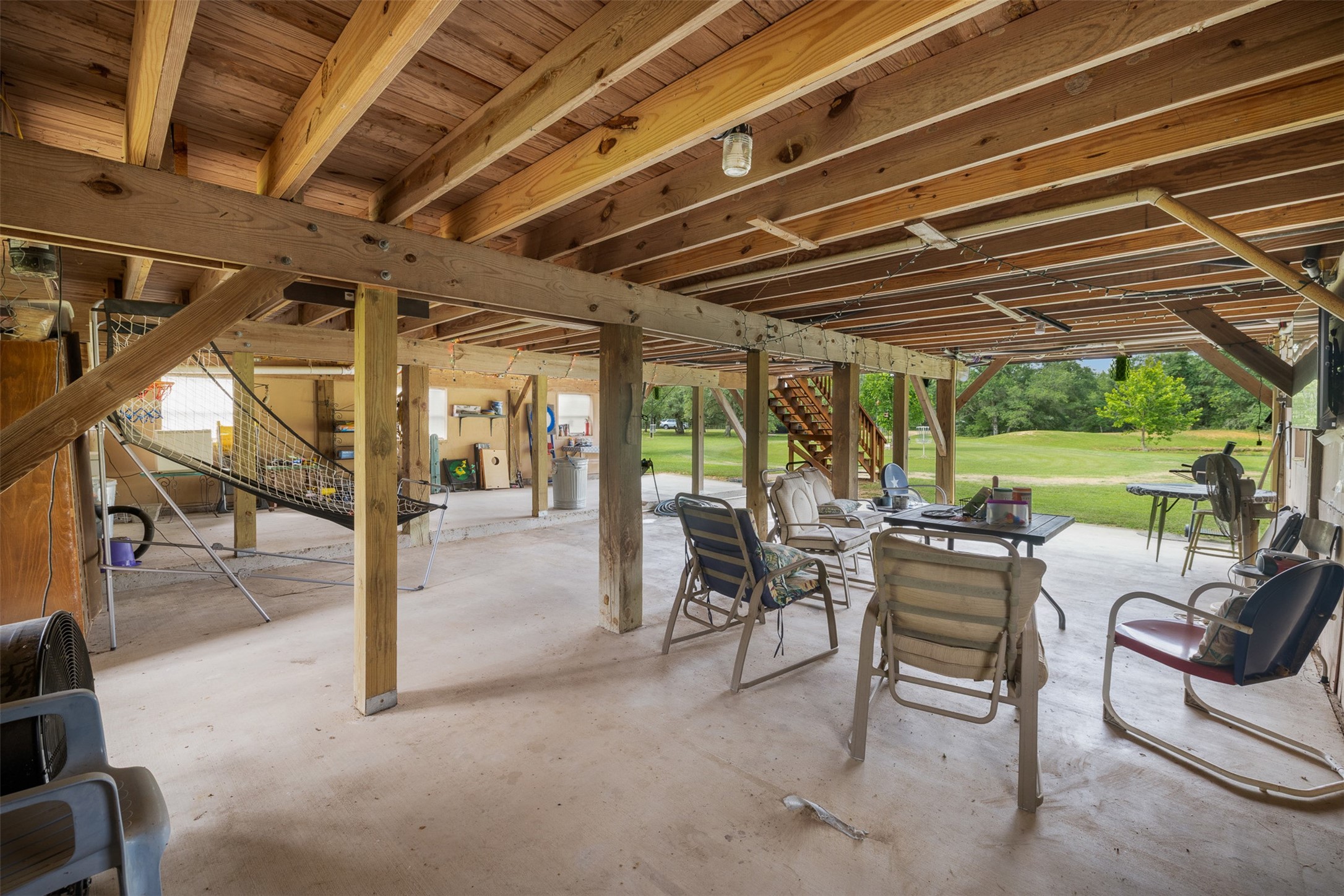1085 Reeves Road Property Photo 21