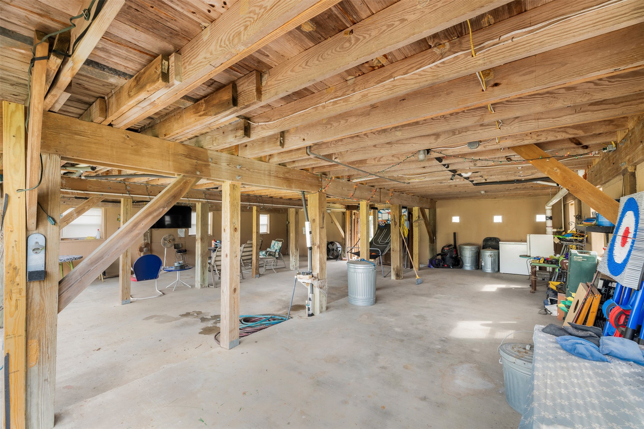 1085 Reeves Road Property Photo 22