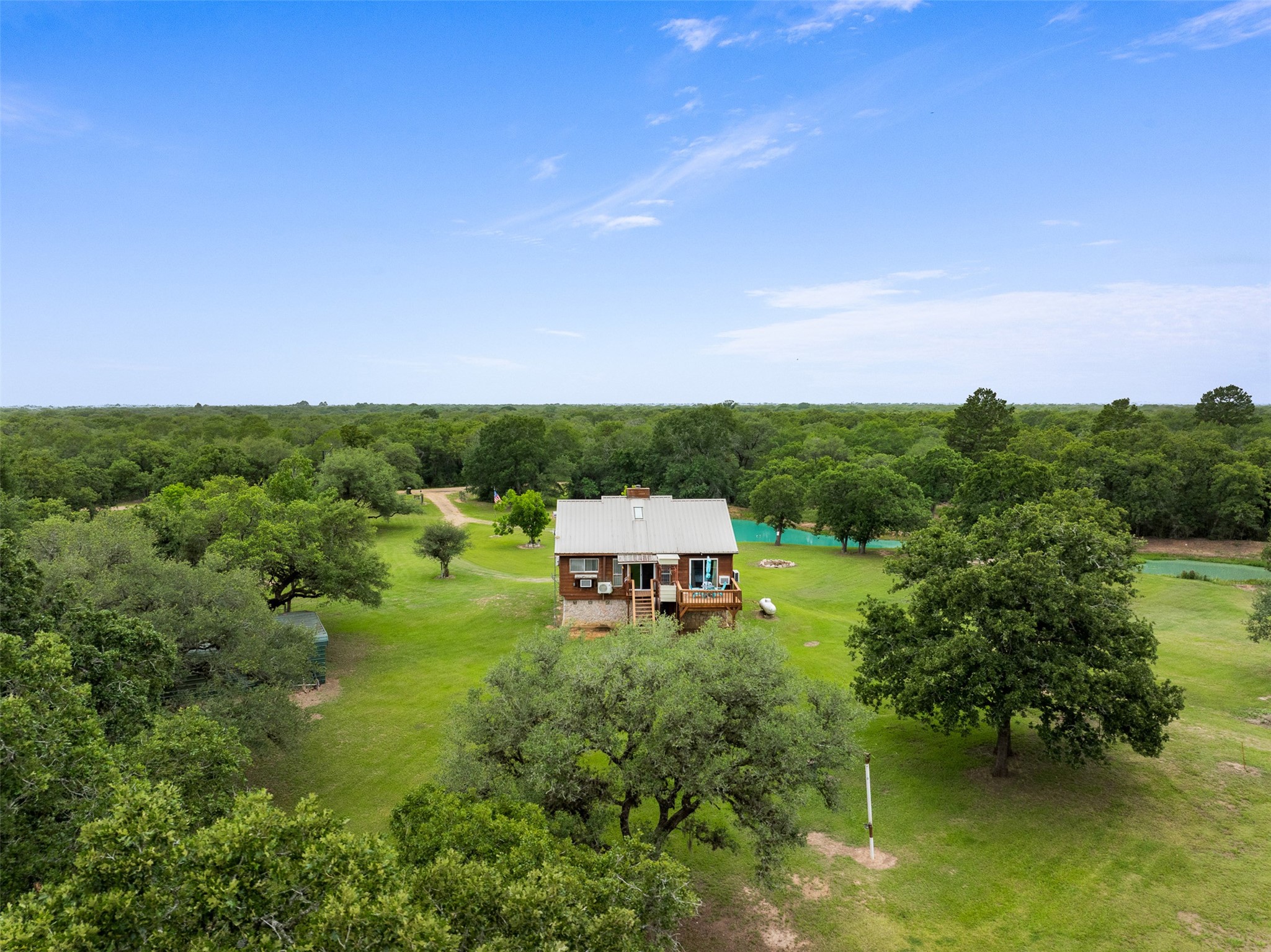 1085 Reeves Road Property Photo 24