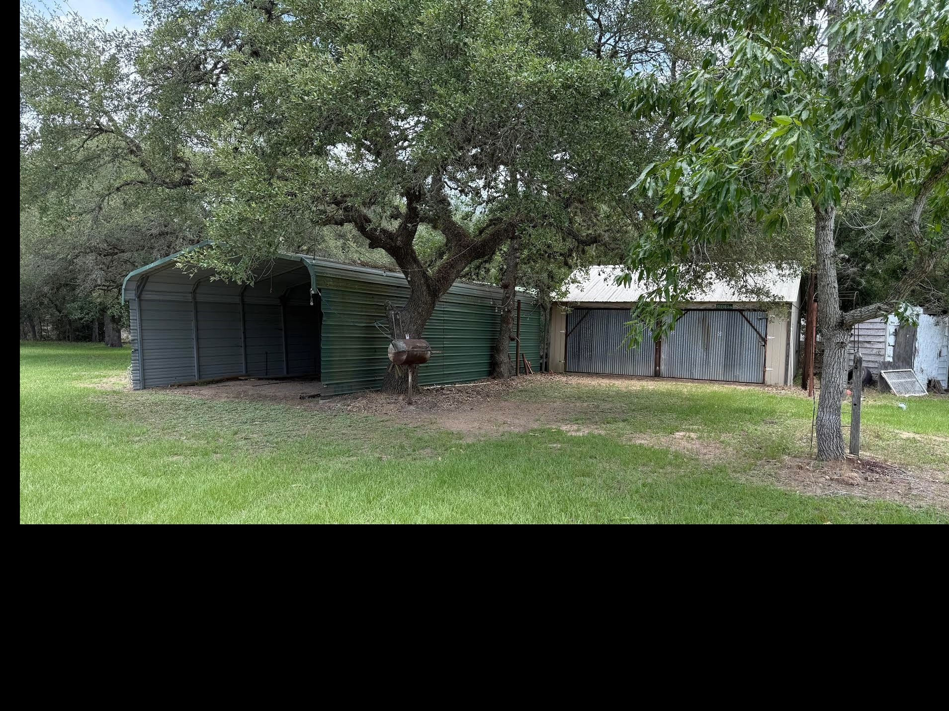 1085 Reeves Road Property Photo 28