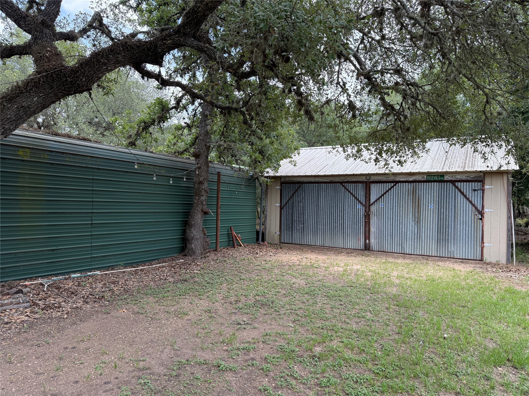 1085 Reeves Road Property Photo 29