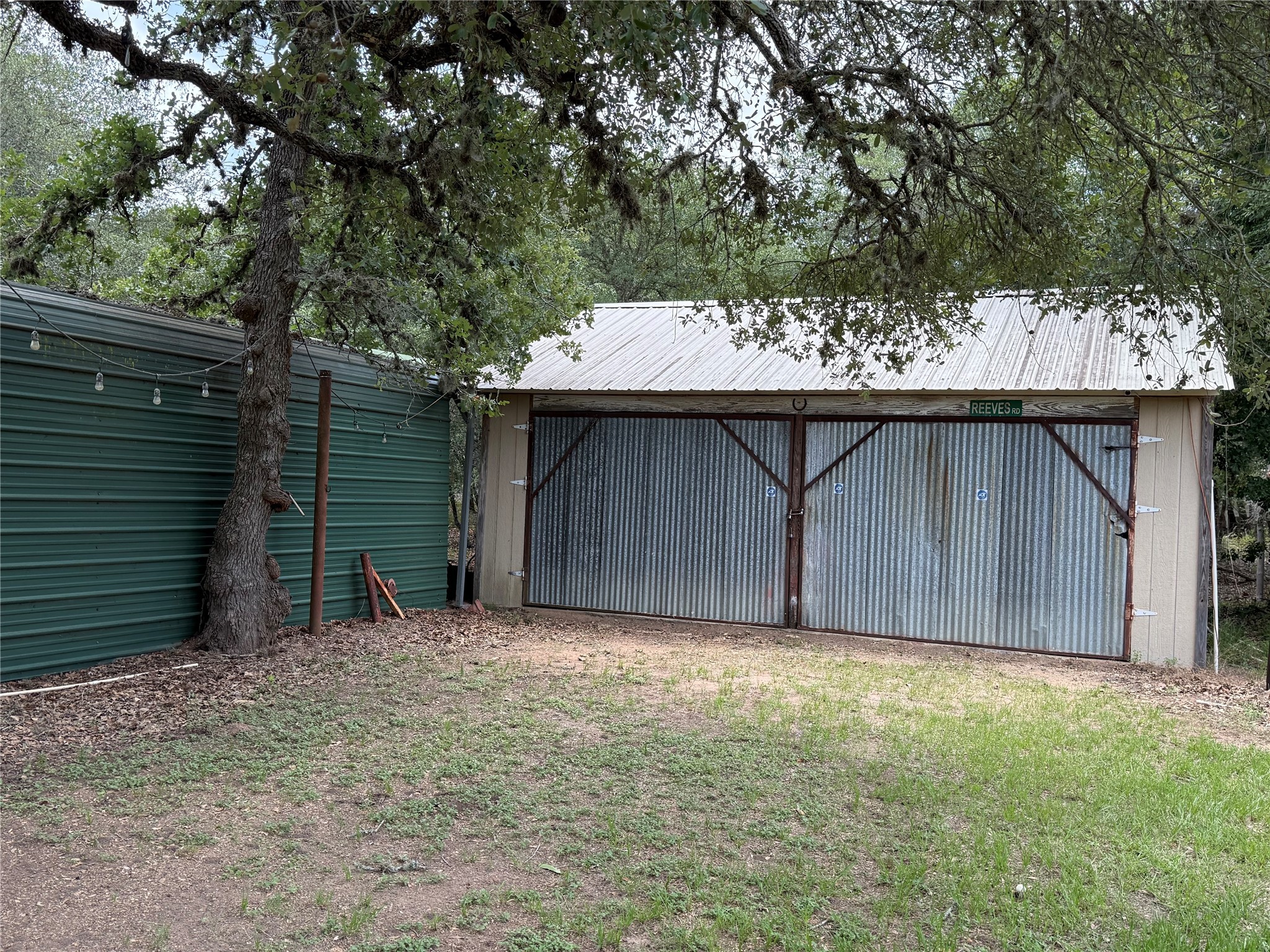 1085 Reeves Road Property Photo 31