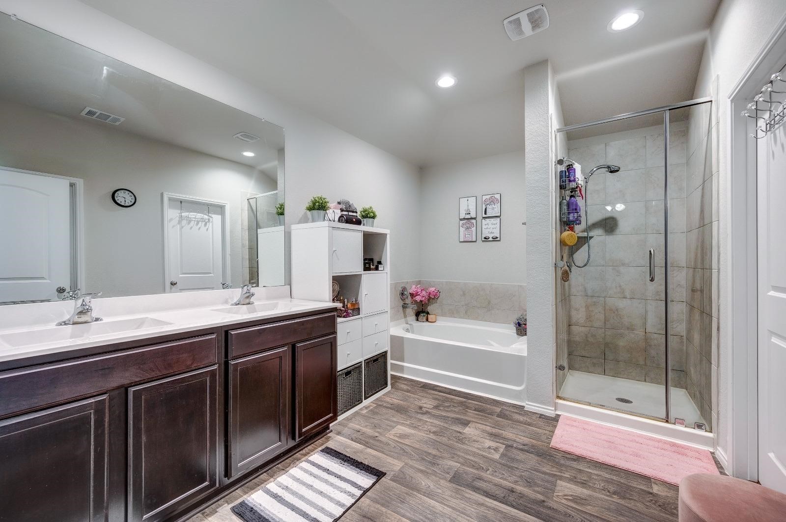 22635 Busalla Trail Property Photo 10