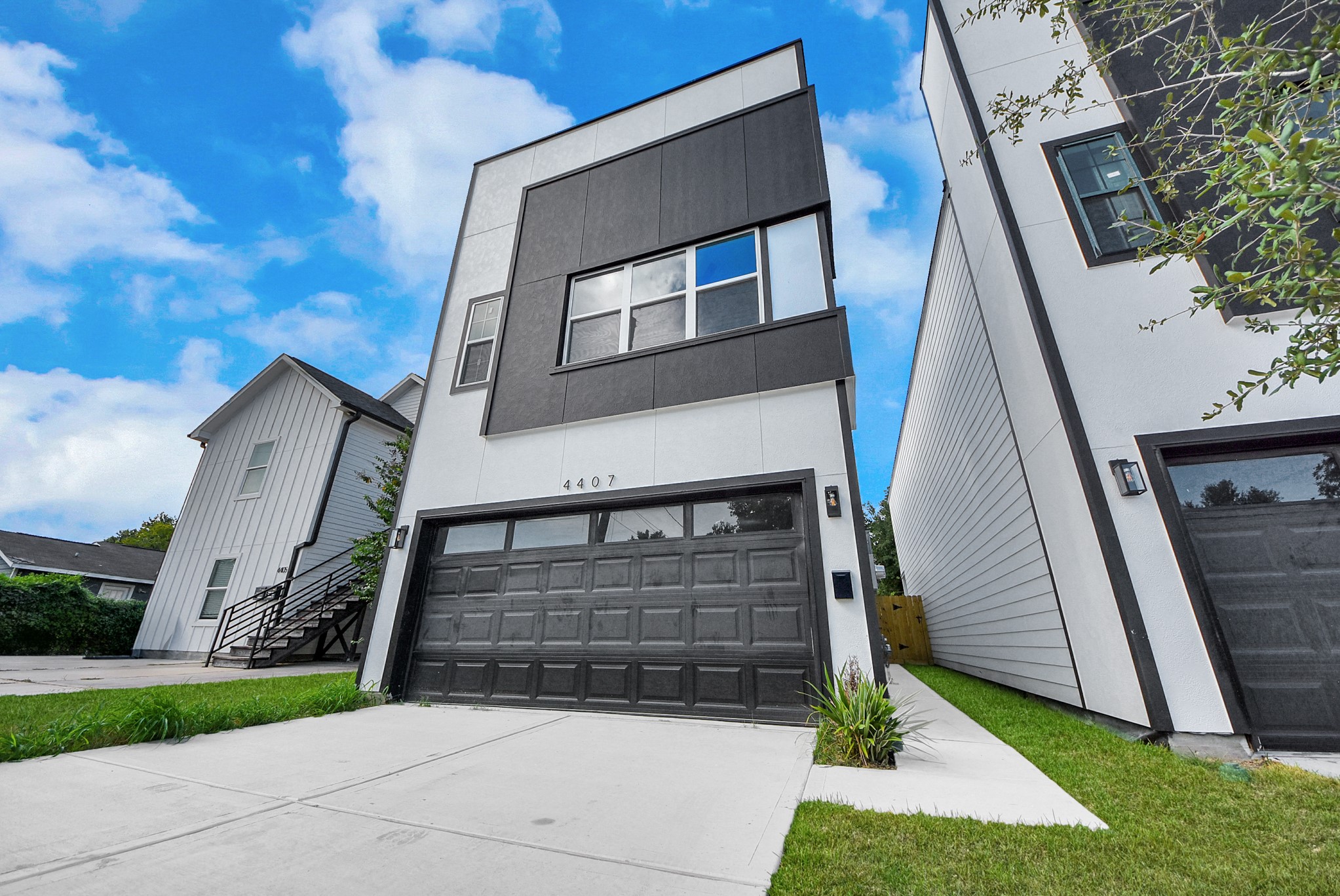 4409 Mallow Street Property Photo 2