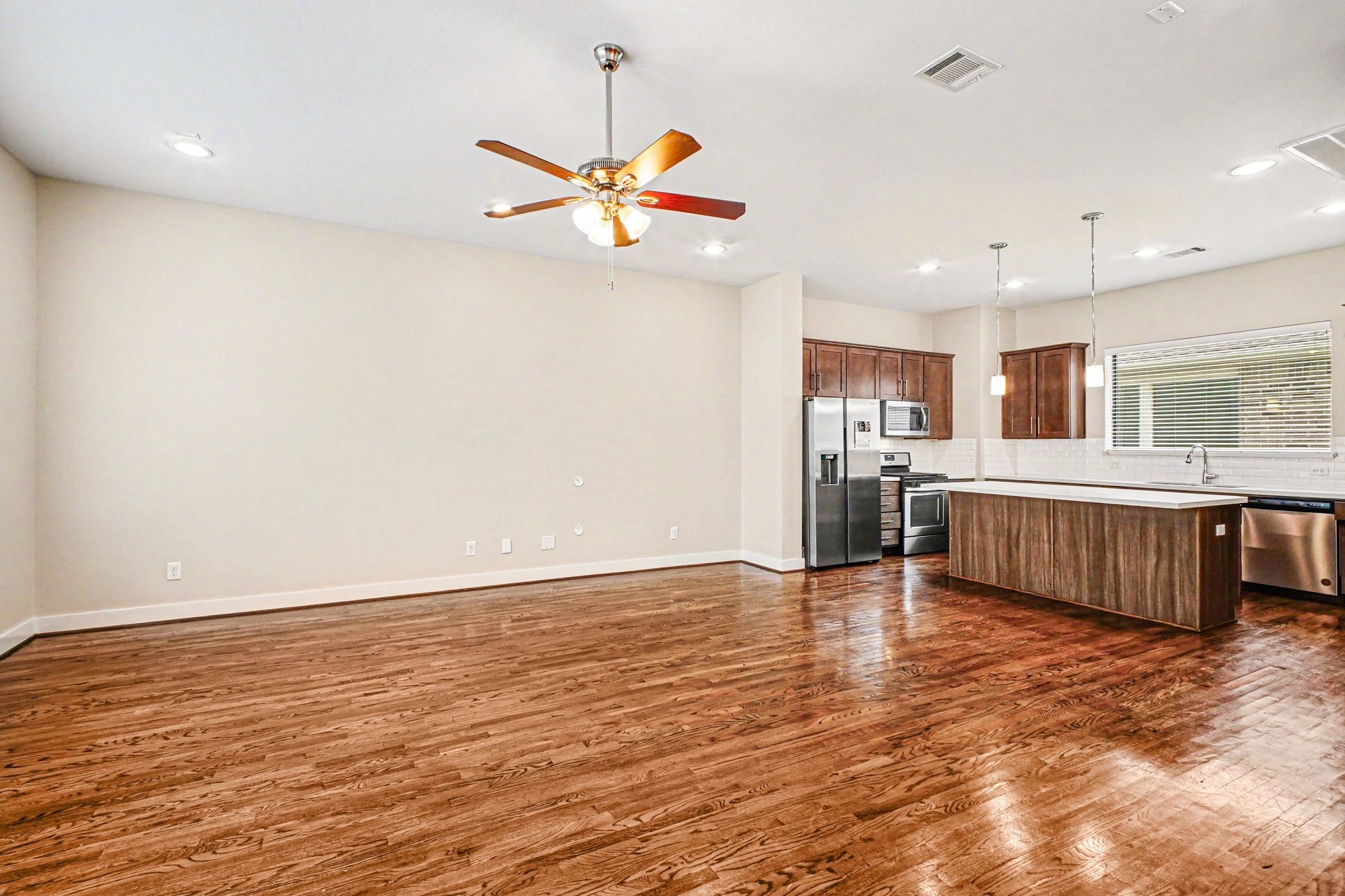 1023 Green Kensington Drive Property Photo 11