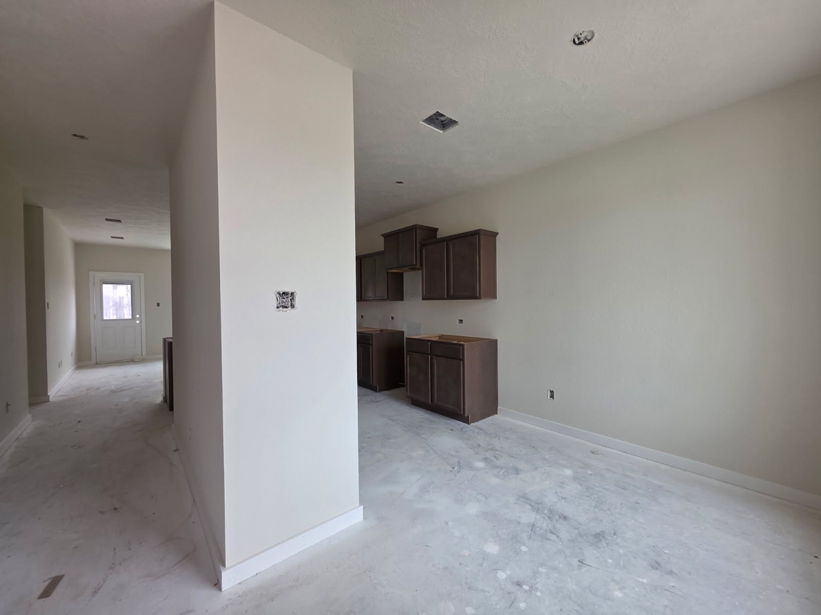 1501 Lake Ridge Drive Property Photo 2