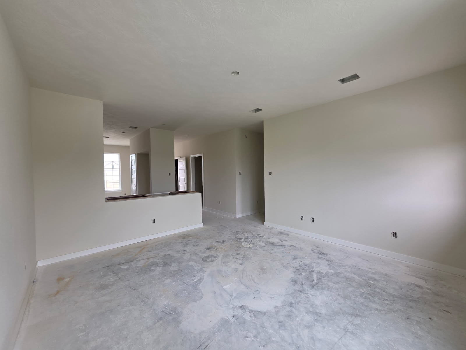 1501 Lake Ridge Drive Property Photo 4