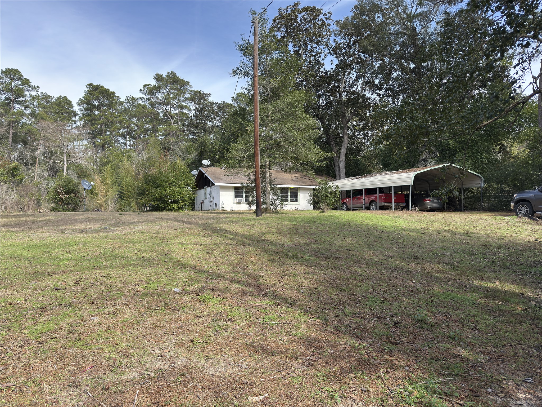 257 County Road 2142c Property Photo 1