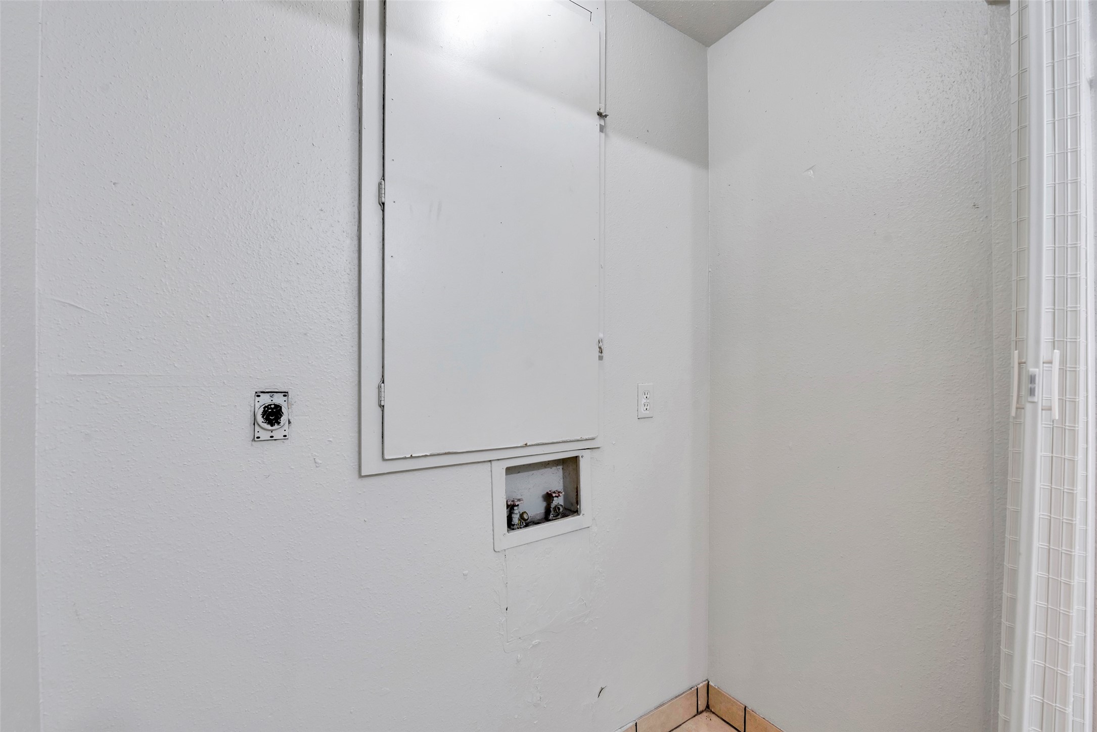 6110 W Mount Houston Road C Property Photo 19
