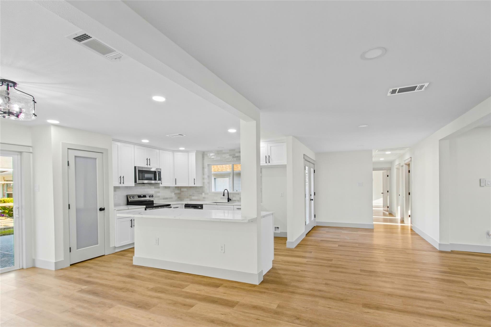 855 Silverpines Road Property Photo 18