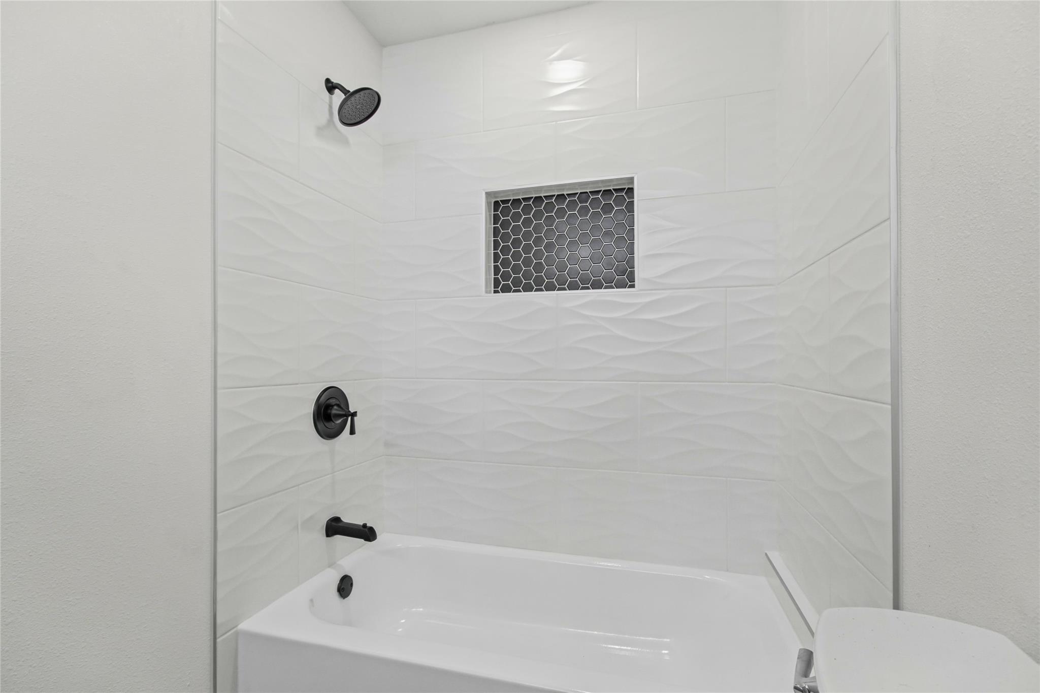855 Silverpines Road Property Photo 34