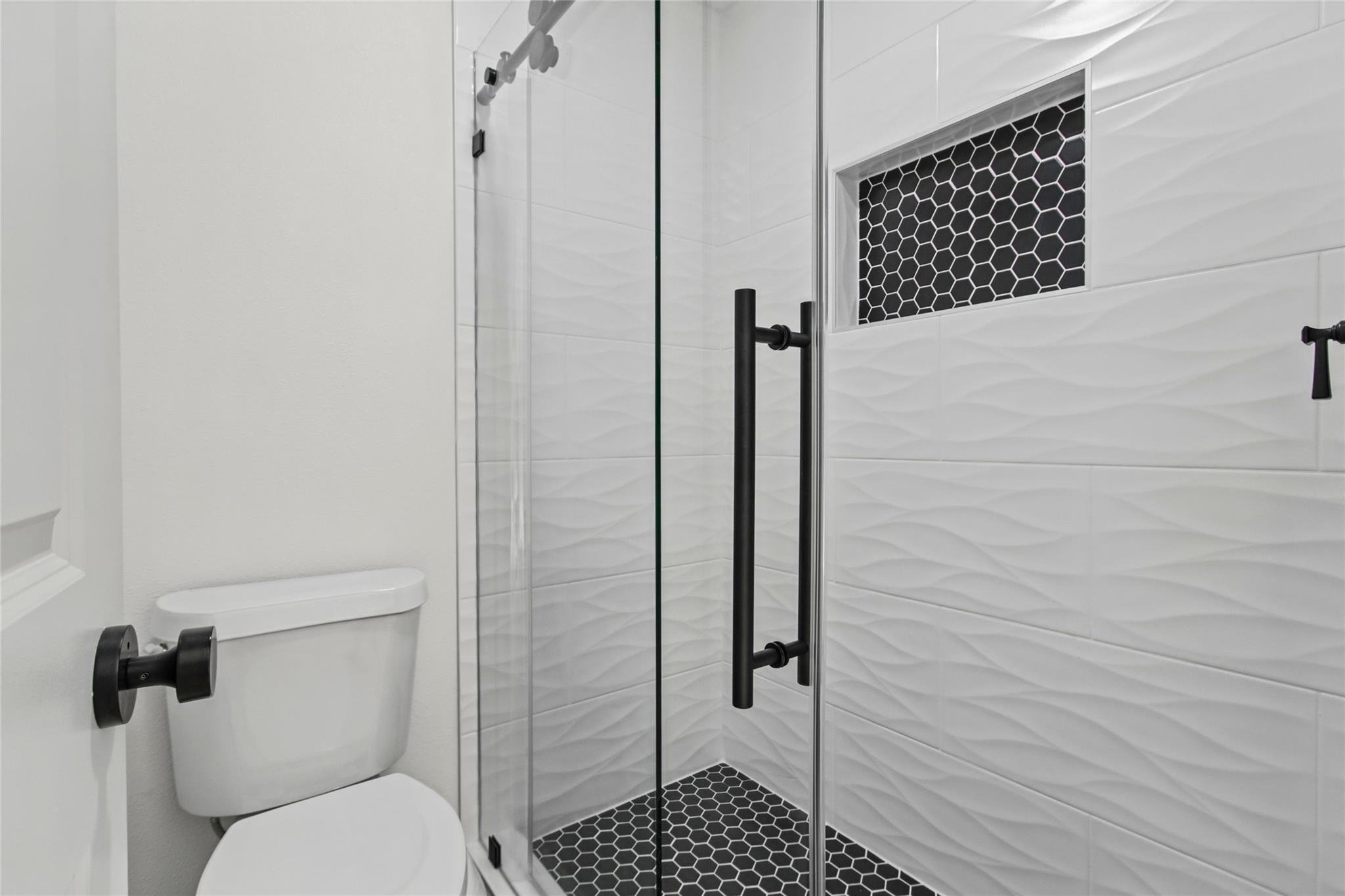 855 Silverpines Road Property Photo 36