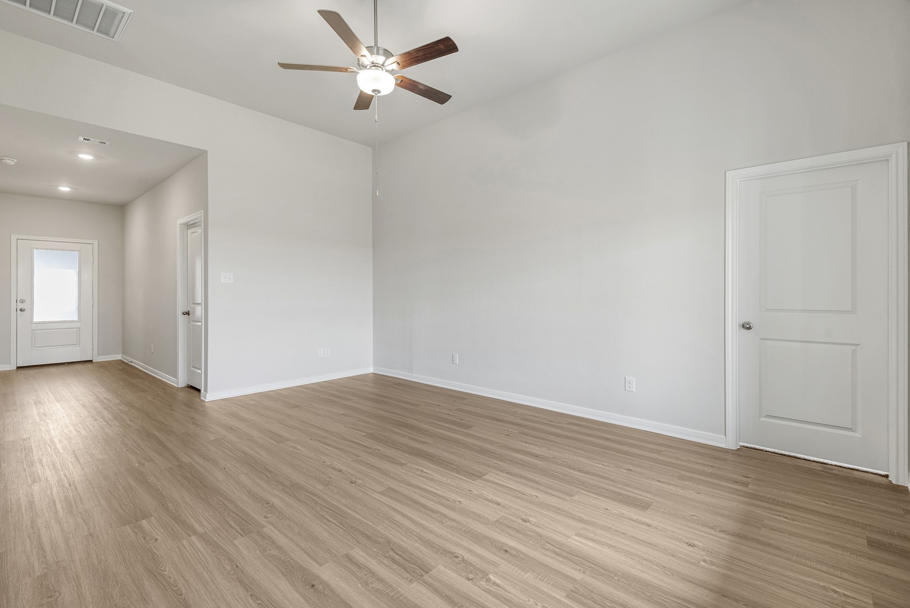 425 Polly Grove Drive Property Photo 2