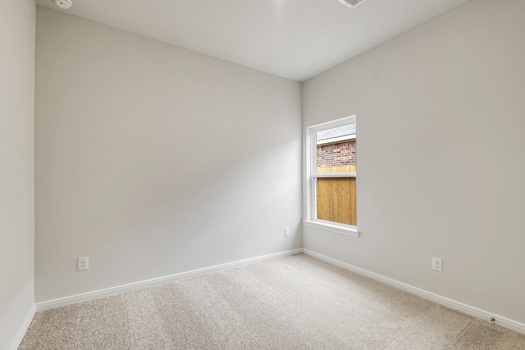 425 Polly Grove Drive Property Photo 6