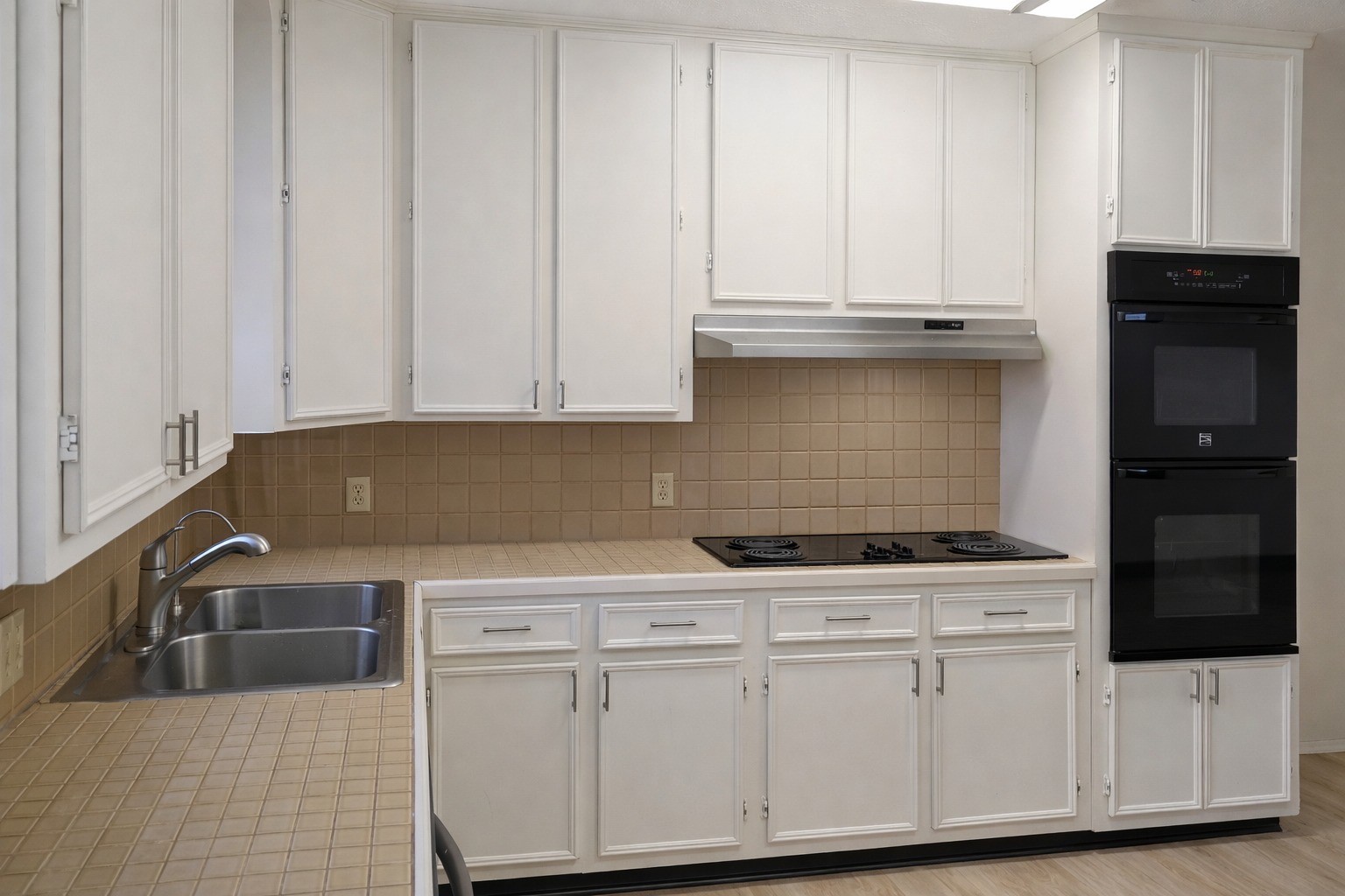 5315 Bayway Drive Property Photo 16