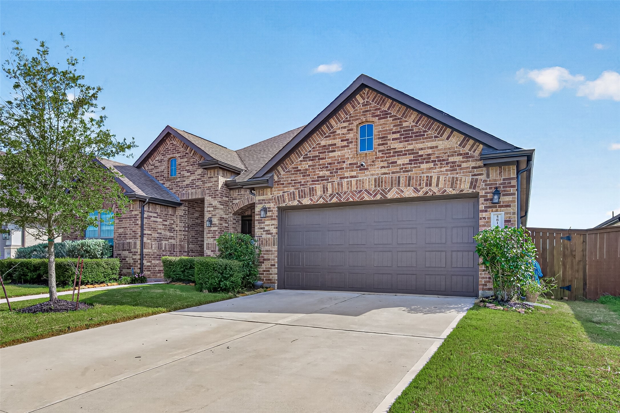 5814 Lavaca Lane Property Photo 4