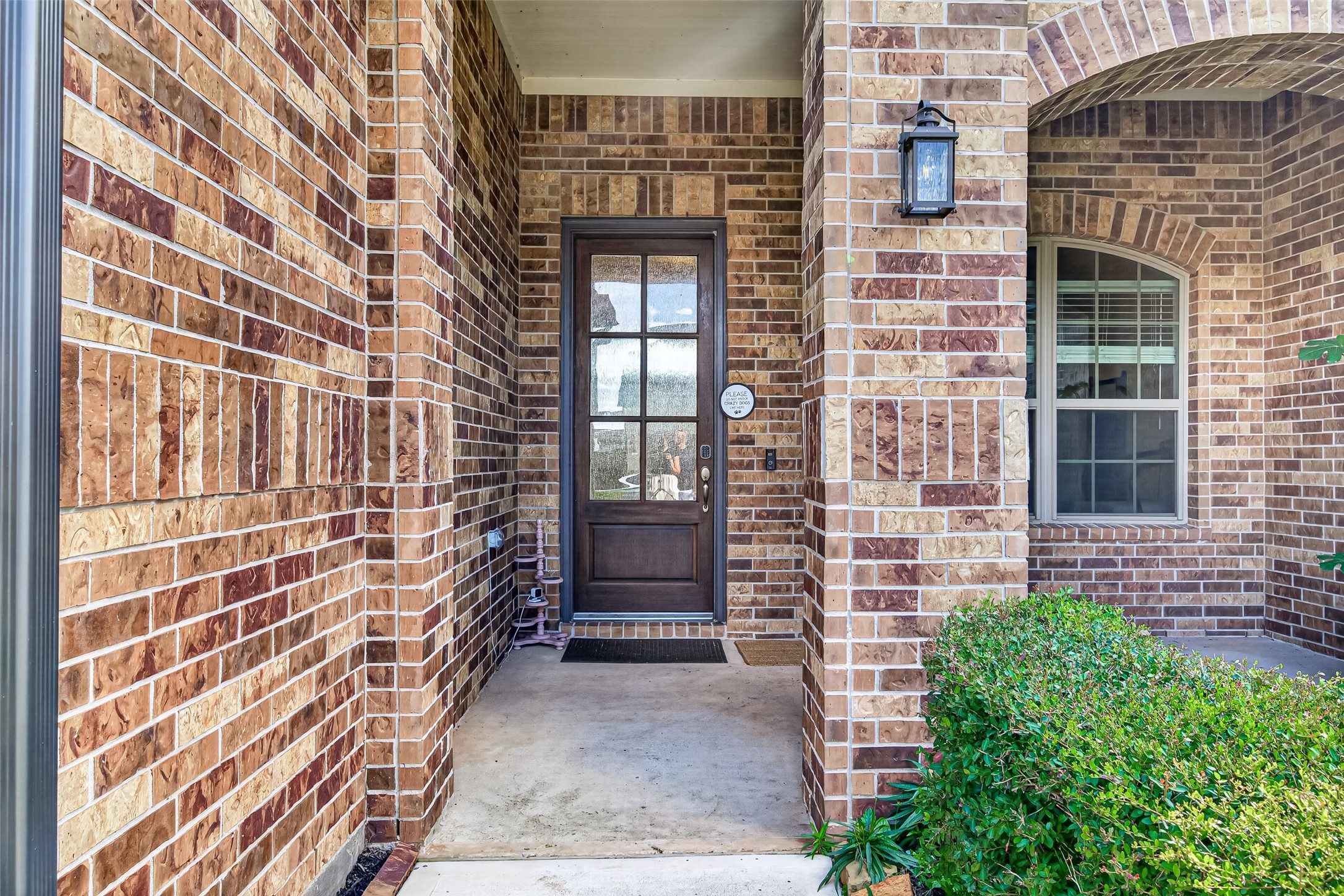 5814 Lavaca Lane Property Photo 5