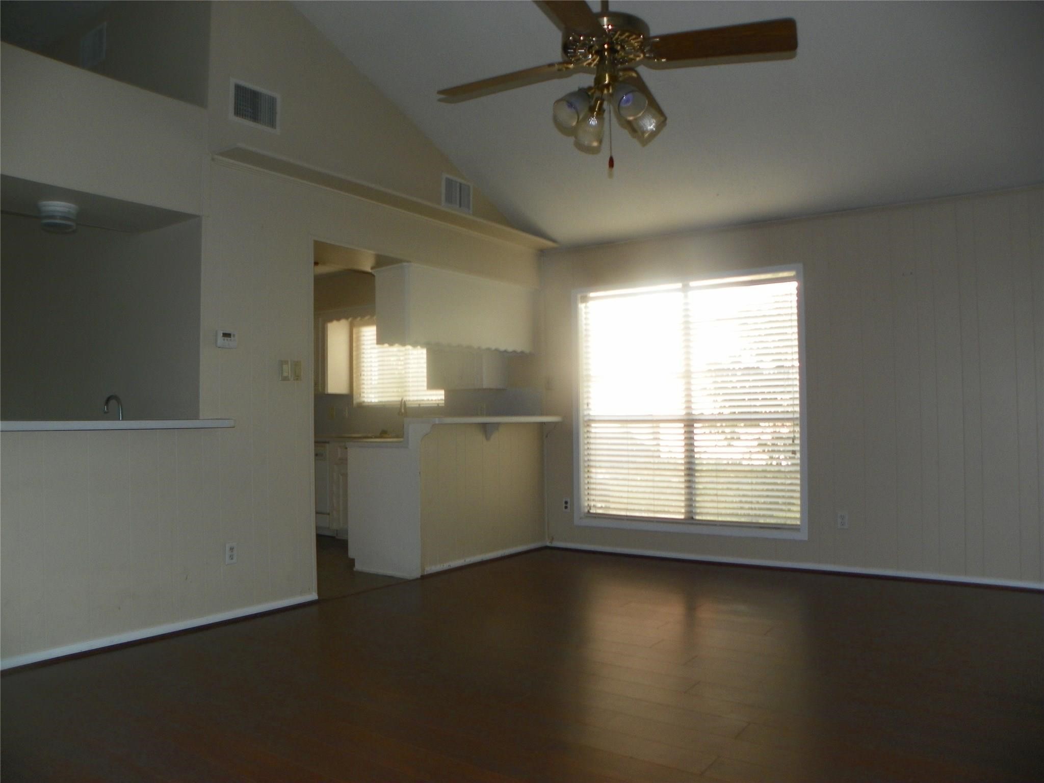 3450 Dawnwood Property Photo 4