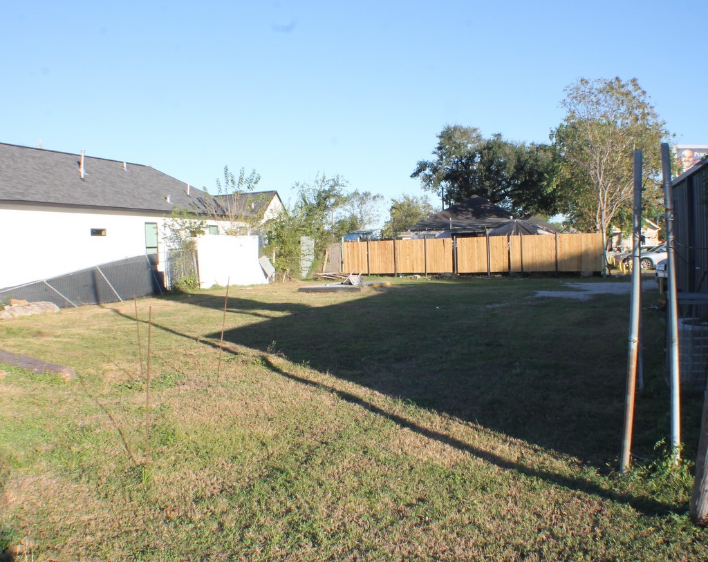 510 N Estelle Street Property Photo 3