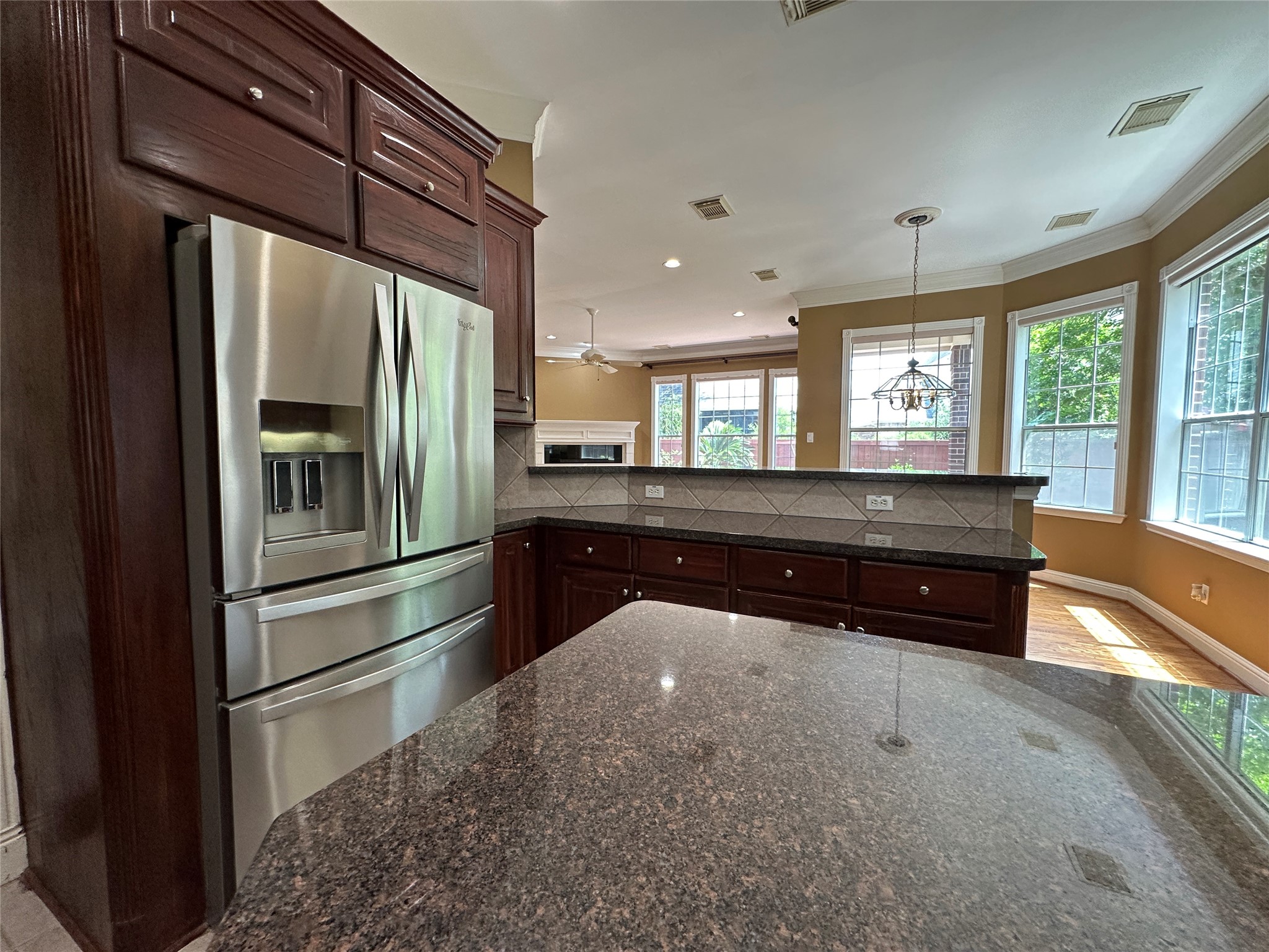17 Ambleside Crescent Drive Property Photo 7
