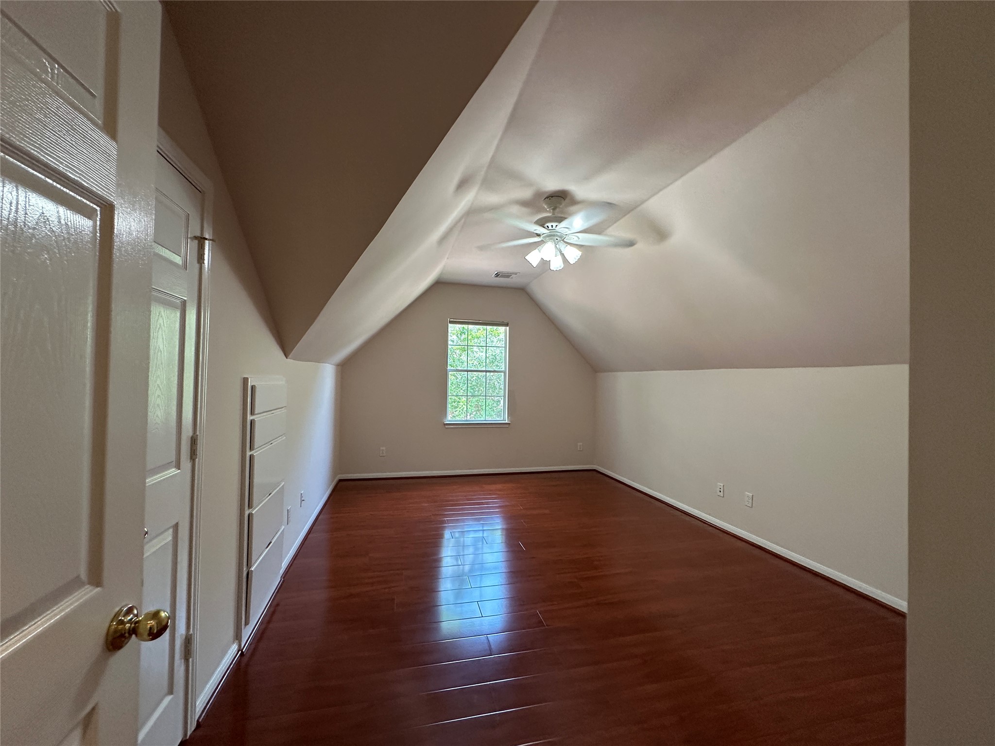17 Ambleside Crescent Drive Property Photo 14