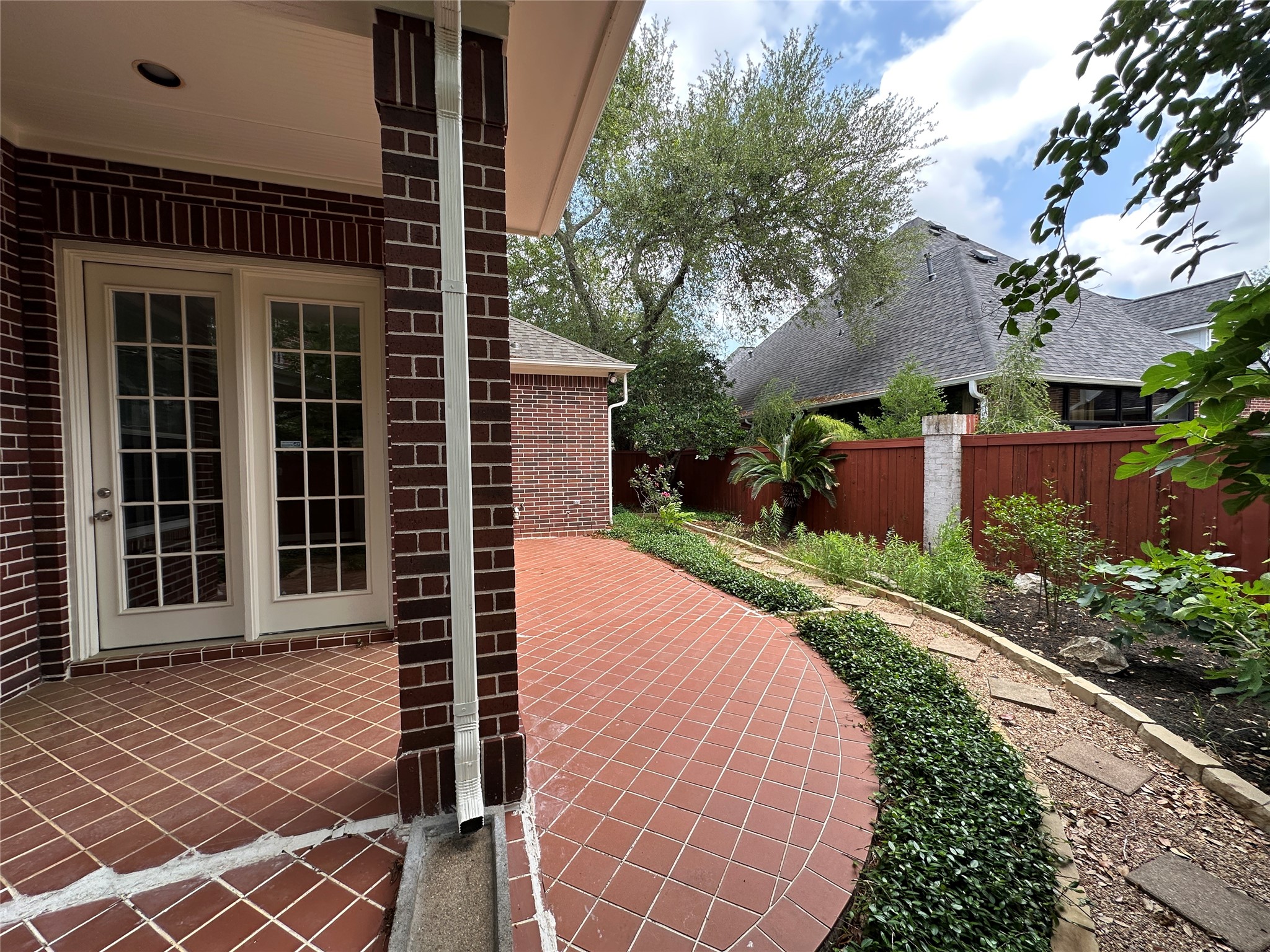 17 Ambleside Crescent Drive Property Photo 27