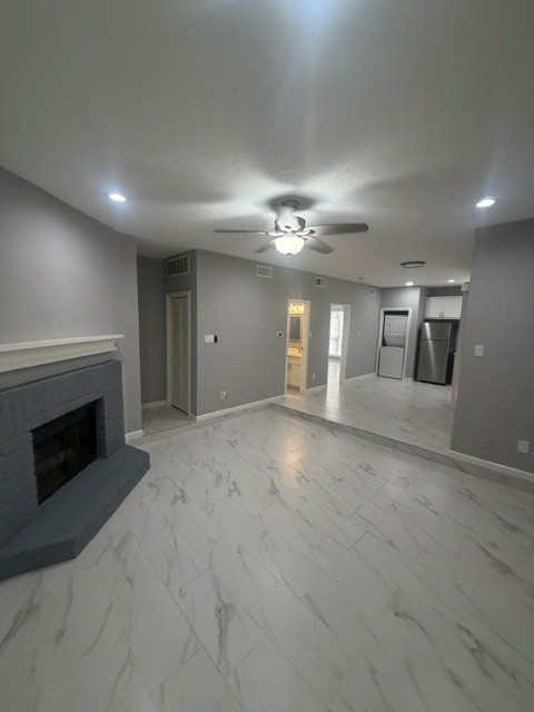 3130 Walnut Bend Lane 423 Property Photo 4