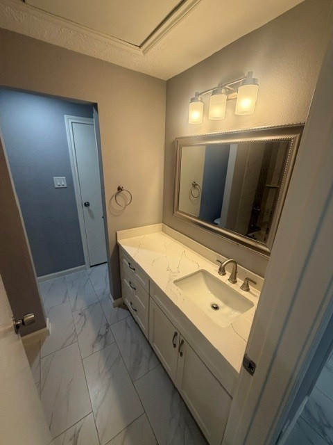 3130 Walnut Bend Lane 423 Property Photo 10