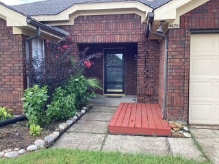 4626 Stonemede Drive Property Photo 2