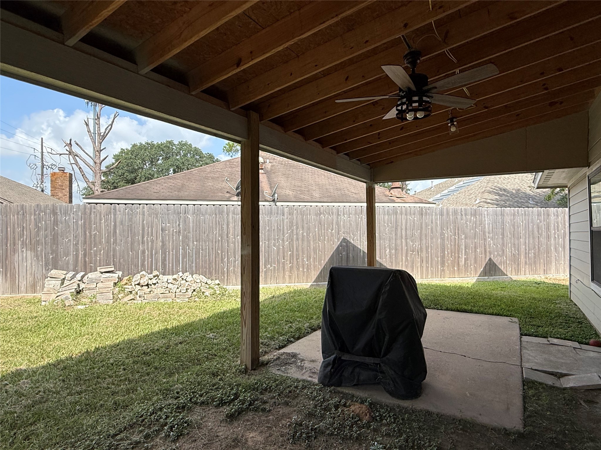 1703 Windy Knoll Drive Property Photo 9