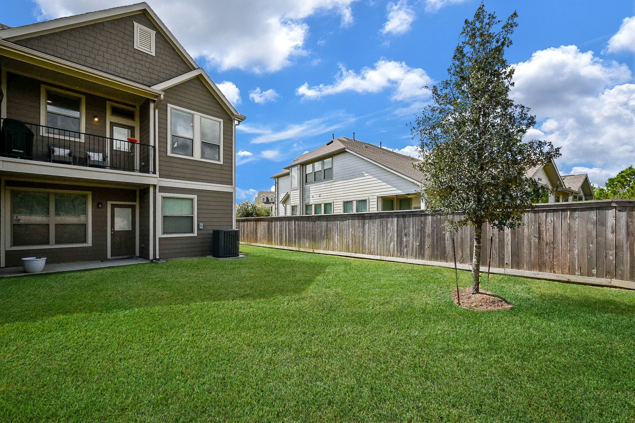 16103 Northern Cardinal Lane Property Photo 5
