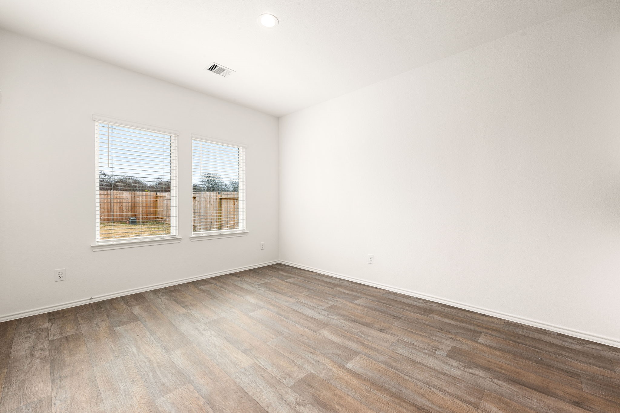 3023 Sycamore Run Lane Property Photo 7