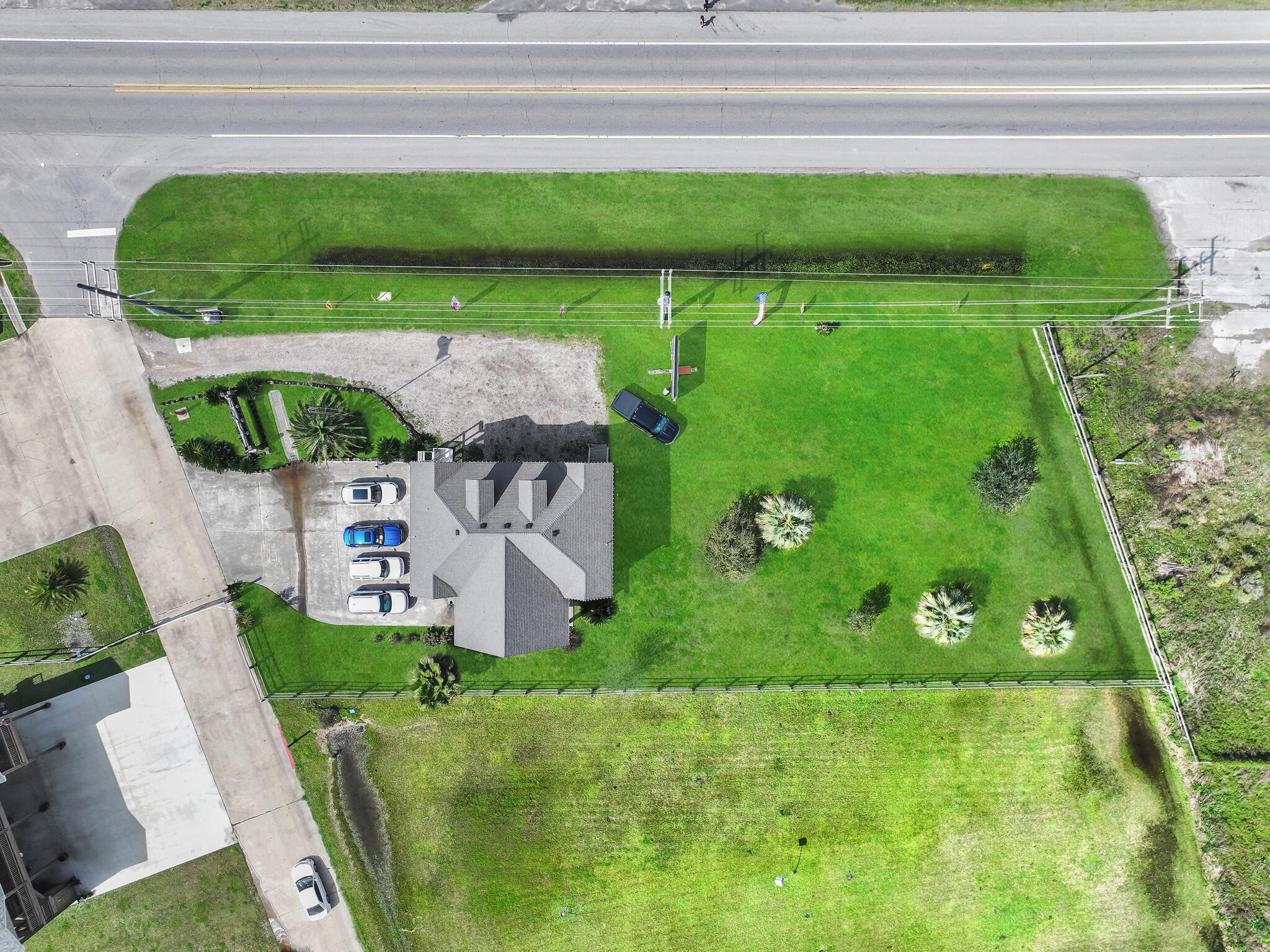 970 Surfside Drive Property Photo 7