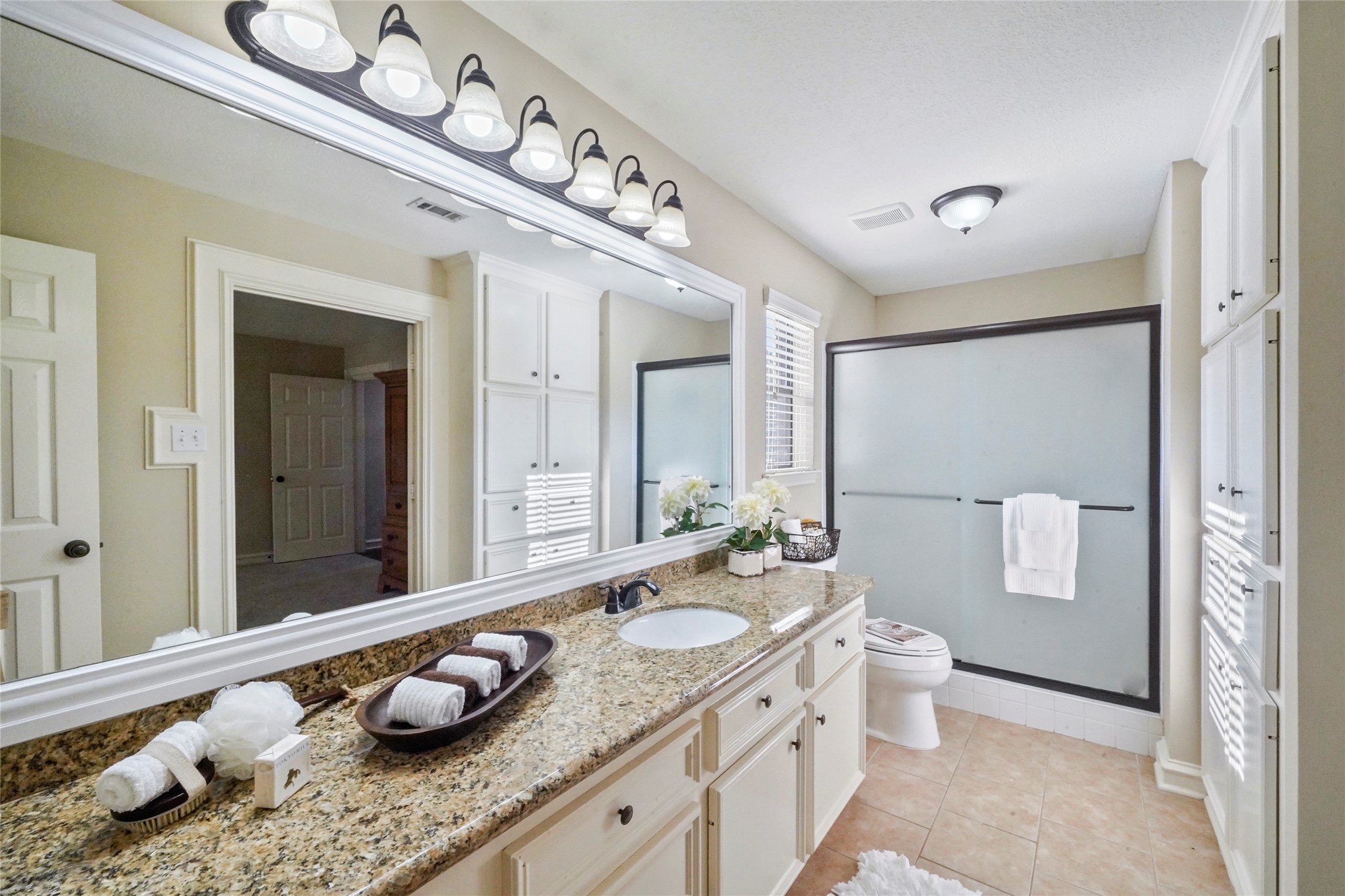7415 Revelwood Drive Property Photo 14