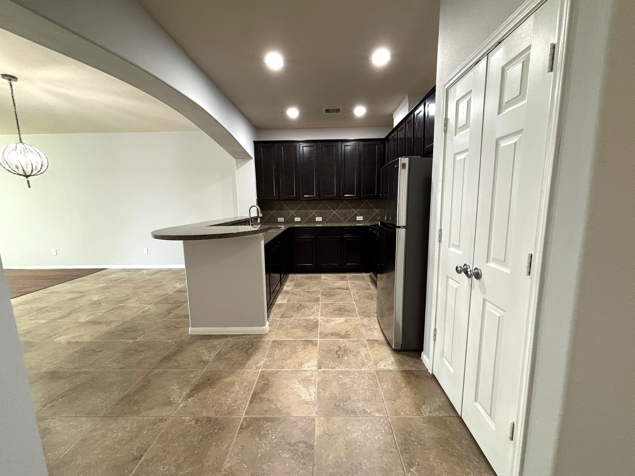 8415 Sunset Loch Drive Property Photo 15