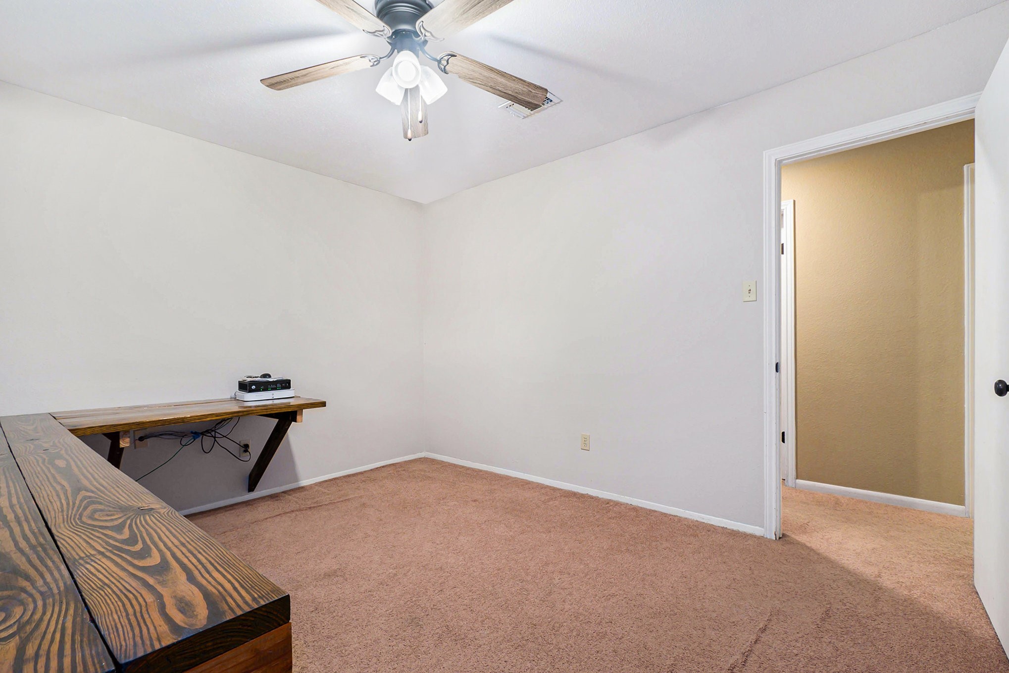 19331 E Lakeshore Drive Property Photo 19