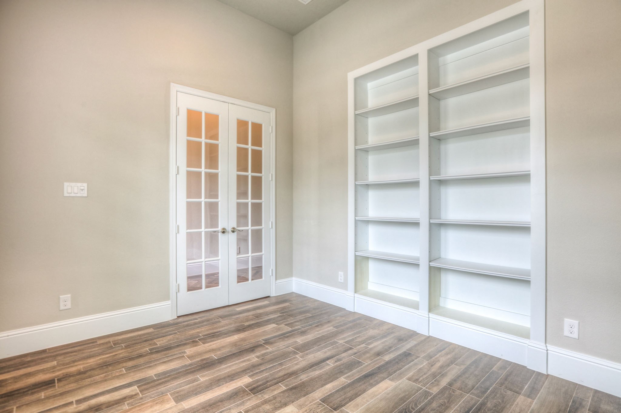 19 Cohasset Place Property Photo 6