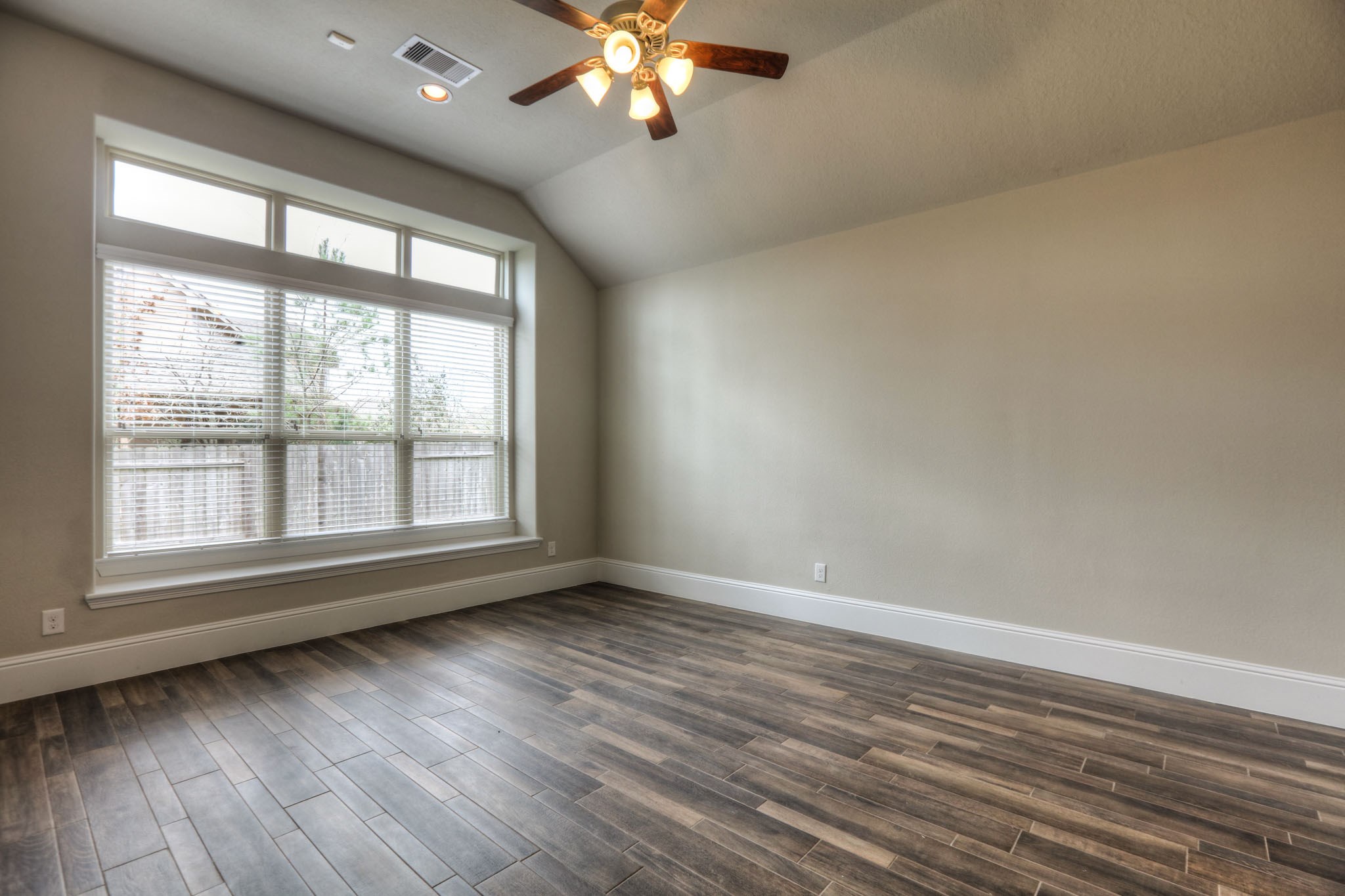 19 Cohasset Place Property Photo 20