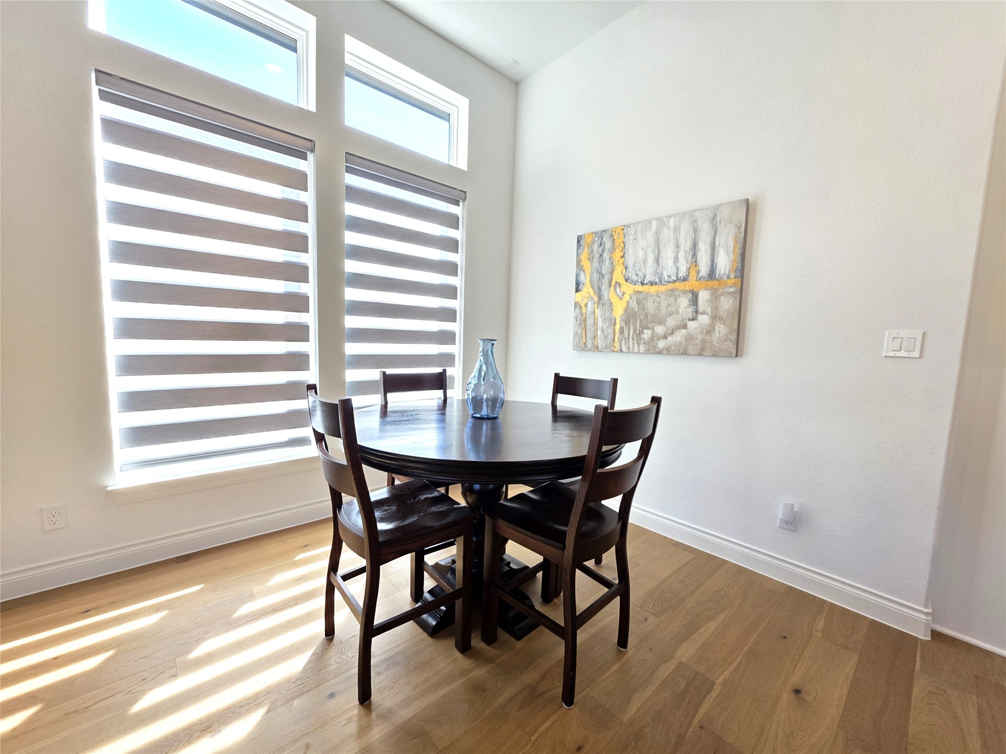 22045 Gateway Arch Drive Property Photo 6