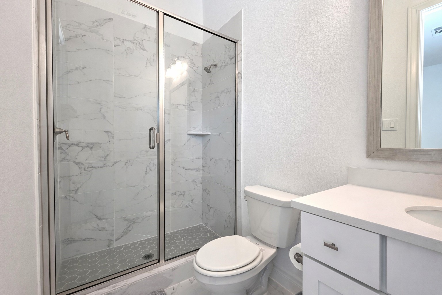 22045 Gateway Arch Drive Property Photo 19