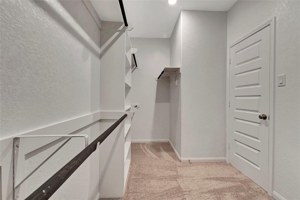 903 Cloverdale Drive Property Photo 13