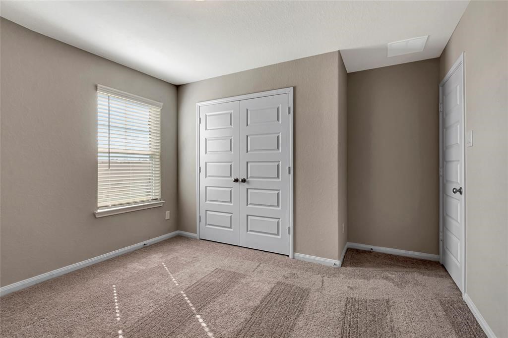 903 Cloverdale Drive Property Photo 17