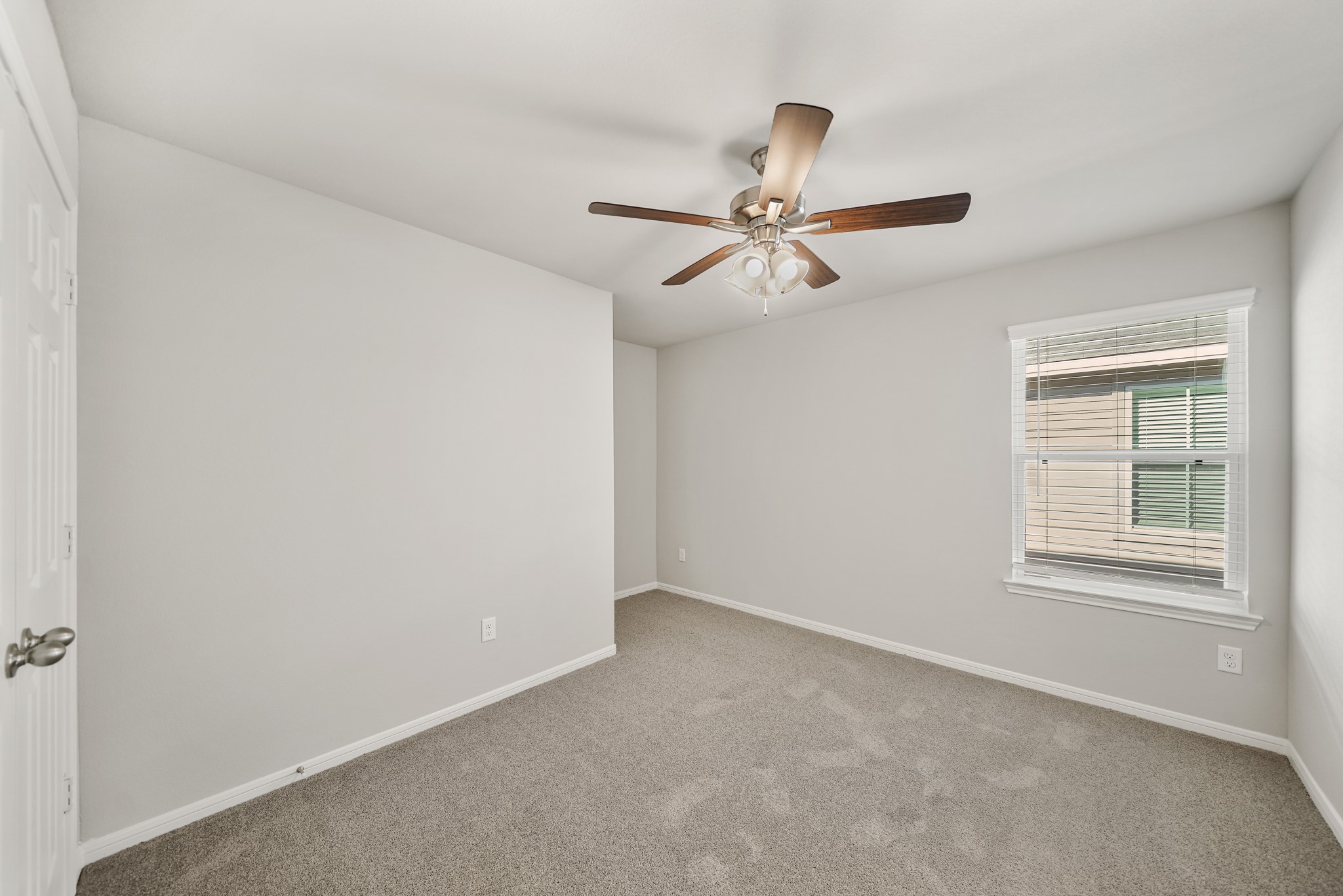 13429 Lucky Bill Lane Property Photo 8