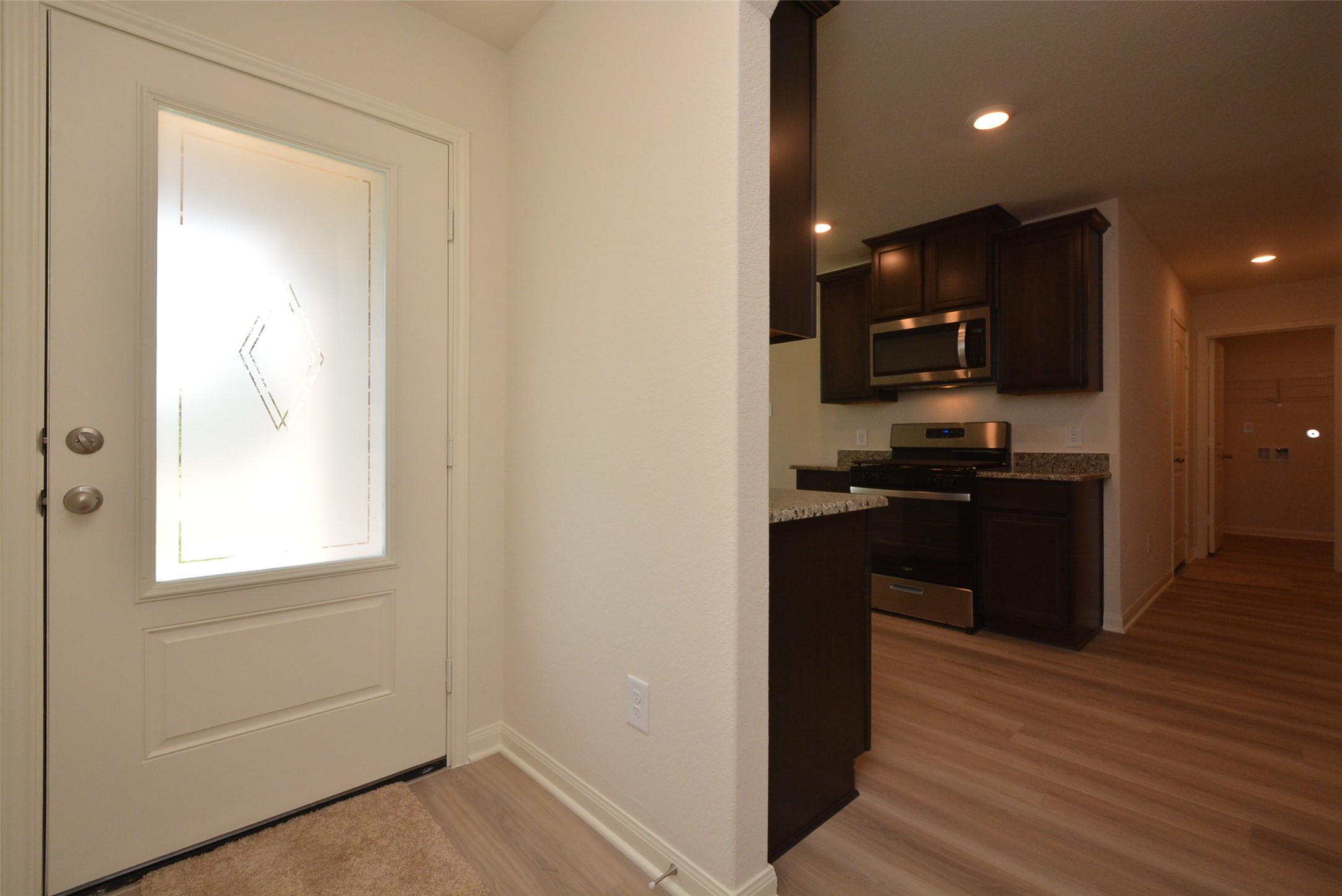 22426 Kennons Way Property Photo 15