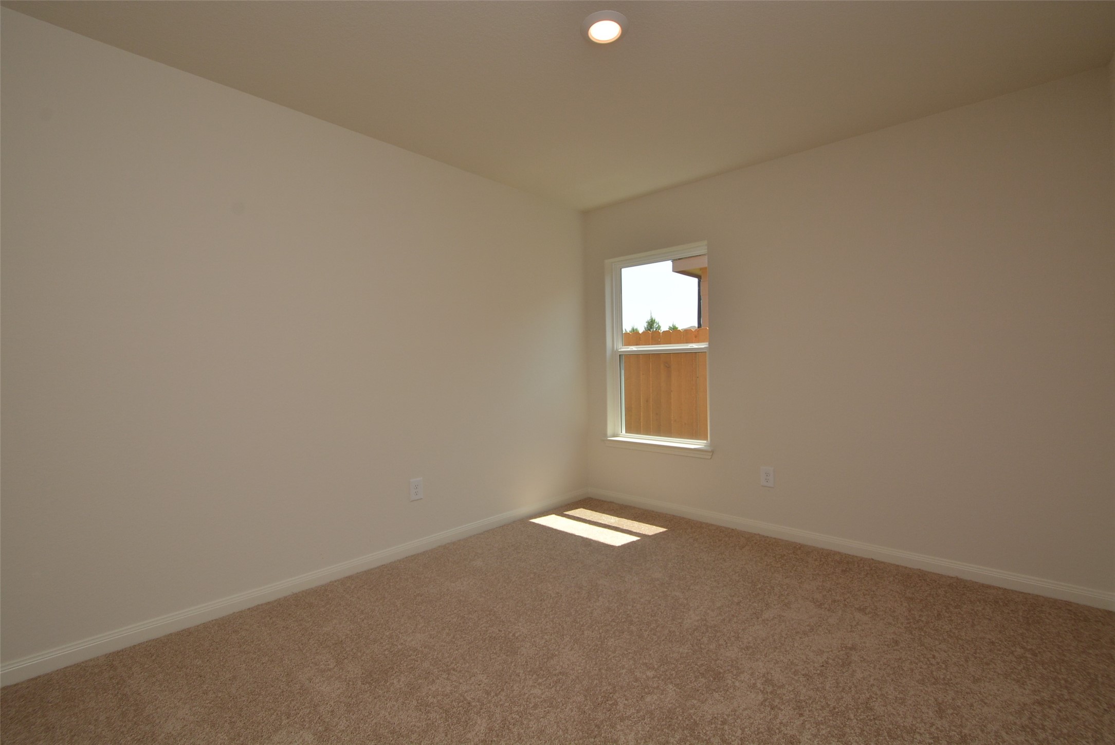 22426 Kennons Way Property Photo 28