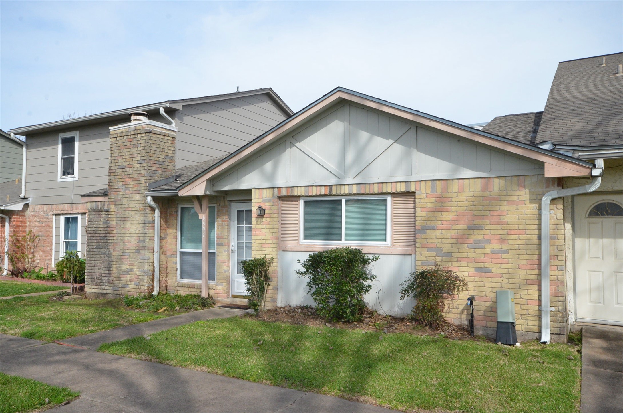 6407 S Briar Bayou Drive Property Photo 15