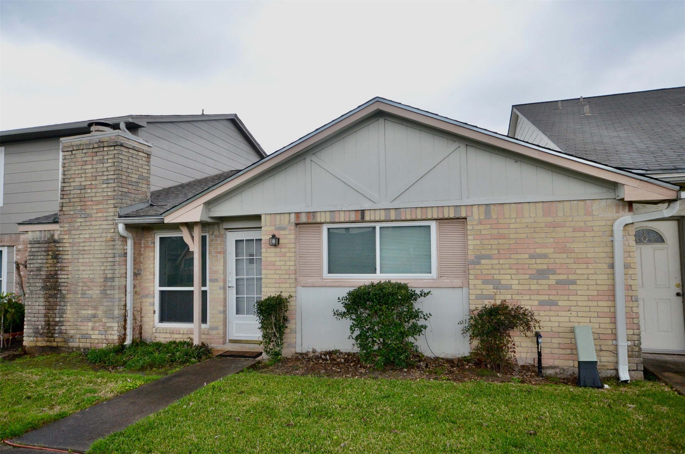 6407 S Briar Bayou Drive Property Photo 18