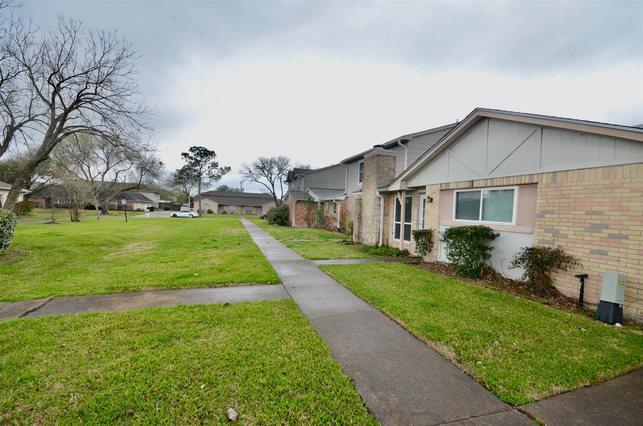 6407 S Briar Bayou Drive Property Photo 20
