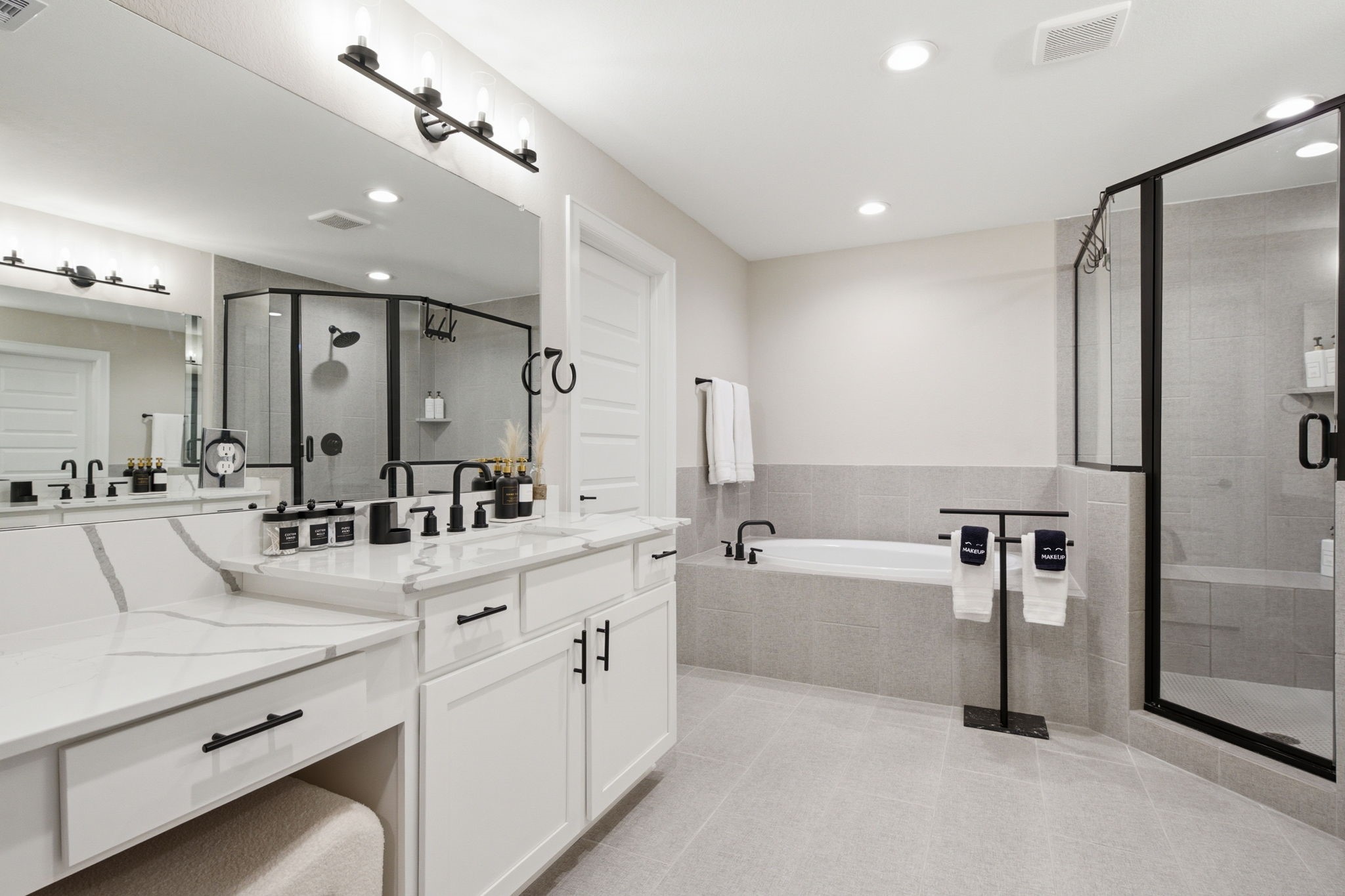 1109 Robbie Street Property Photo 11
