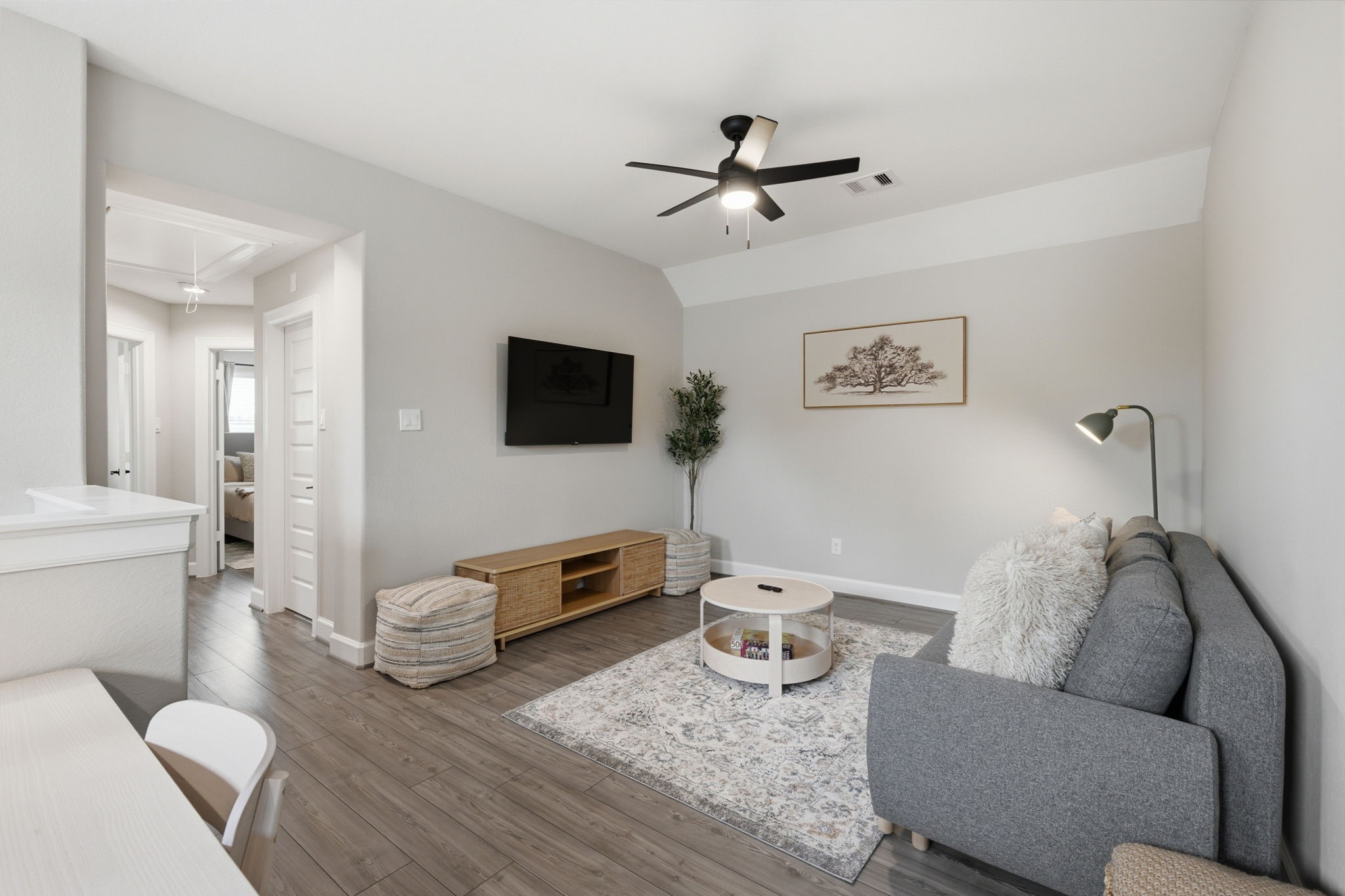 1109 Robbie Street Property Photo 14